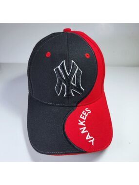 New York Yankees Baseball Hat Cap Hook & Loop Embroidered Logo Black & R…